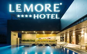 Le More Hotel